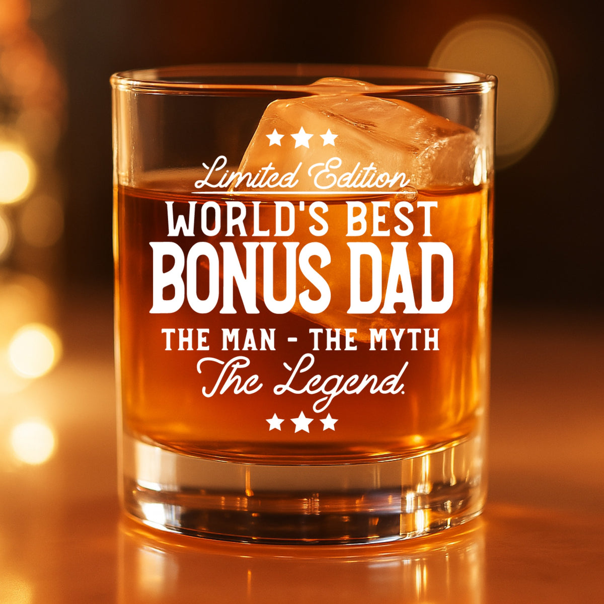 Engraved whiskey glass for Bonus Dad with bold white lettering – perfect gift for stepdad, Father’s Day, or birthday.

