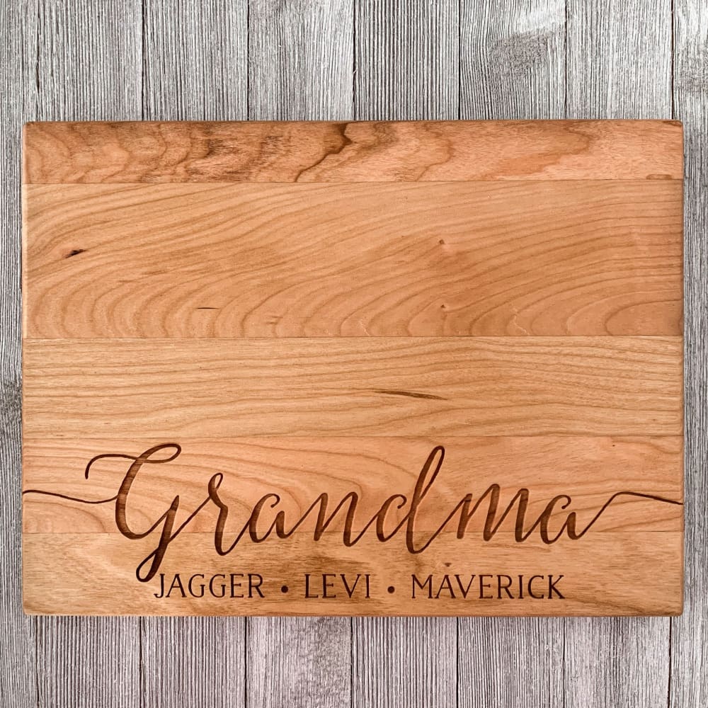  Grandma&#39;s Kitchen Personalized Cutting Board